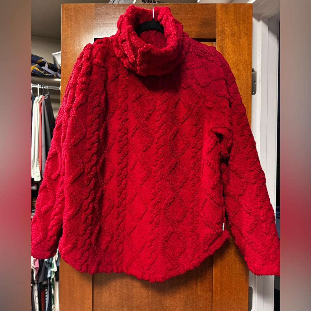 Eddie Bauer Quest Plush Fleece Mock Neck pullover. Women’s medium.